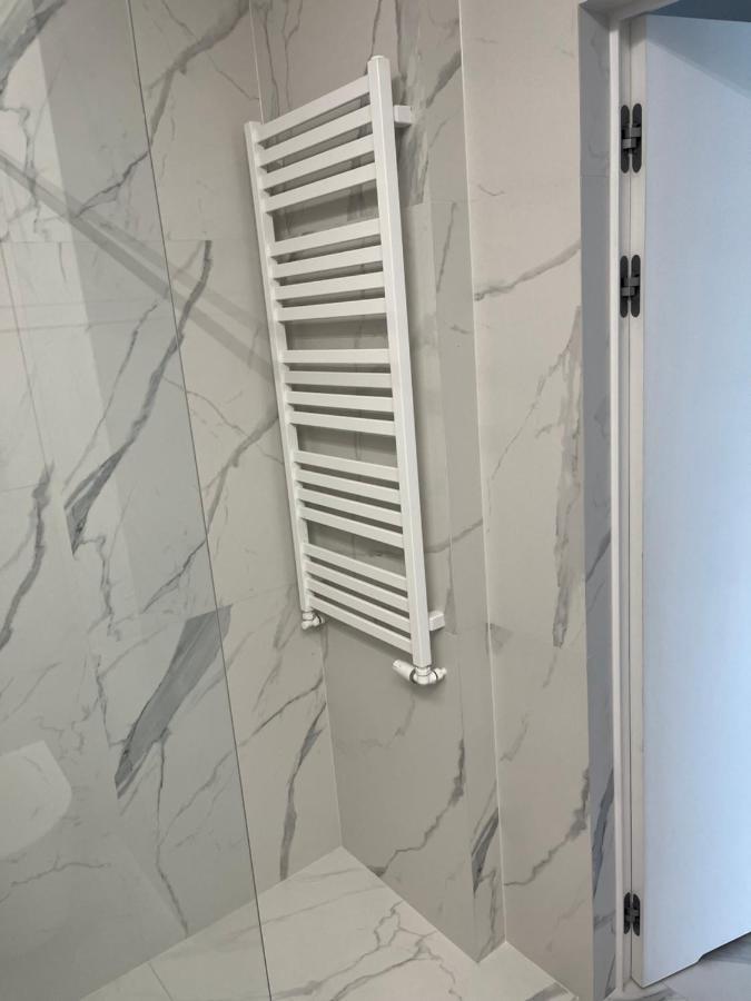 Warsaw Home Suites Экстерьер фото