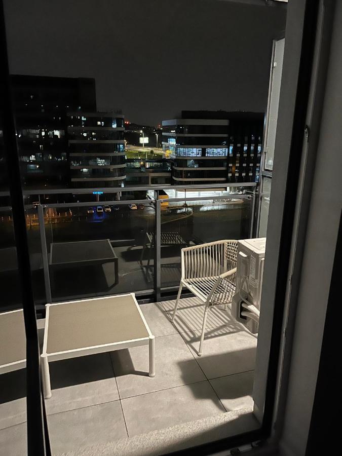 Warsaw Home Suites Экстерьер фото