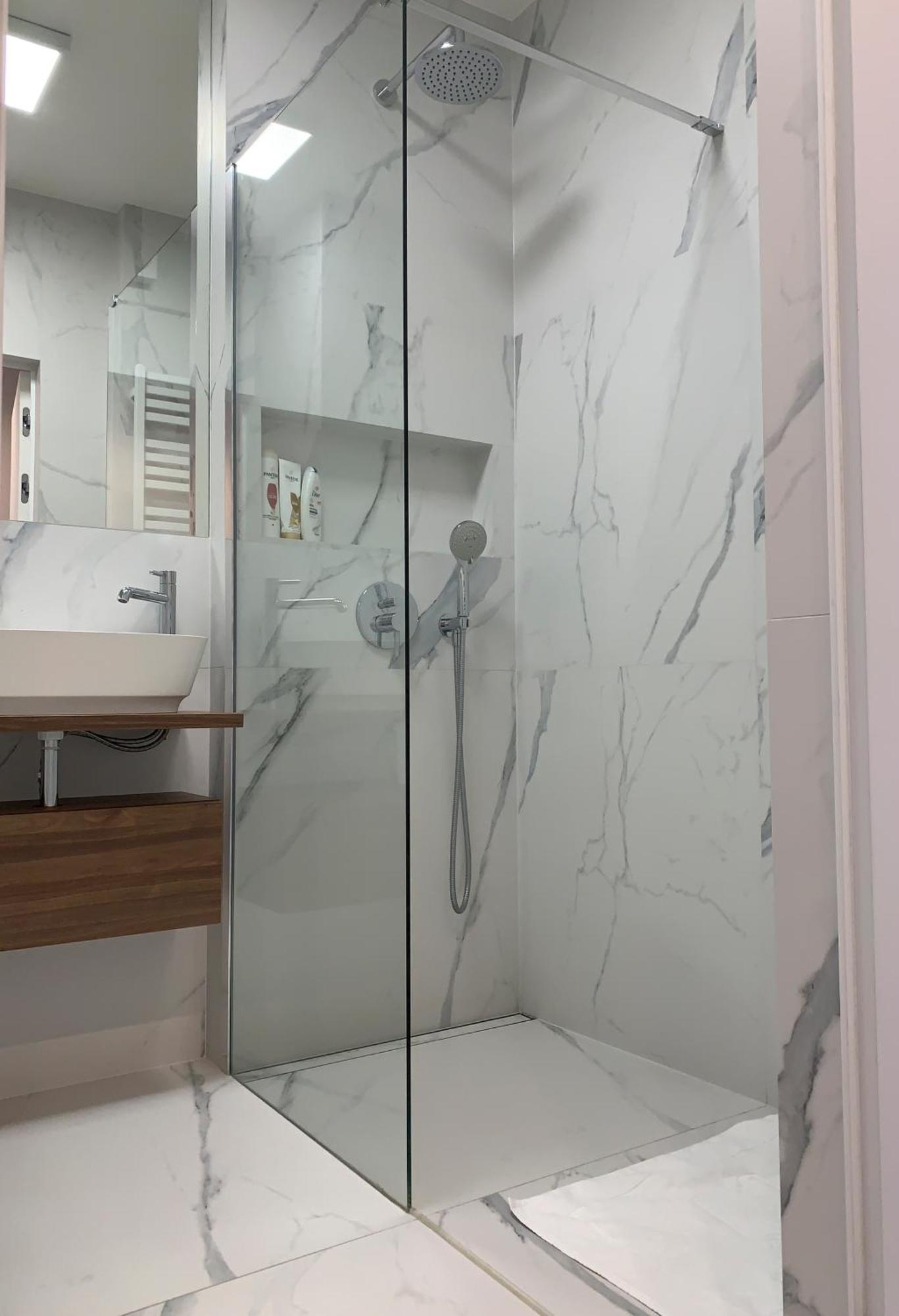 Warsaw Home Suites Экстерьер фото