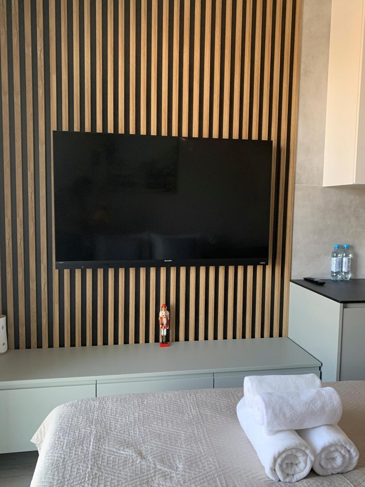 Warsaw Home Suites Экстерьер фото