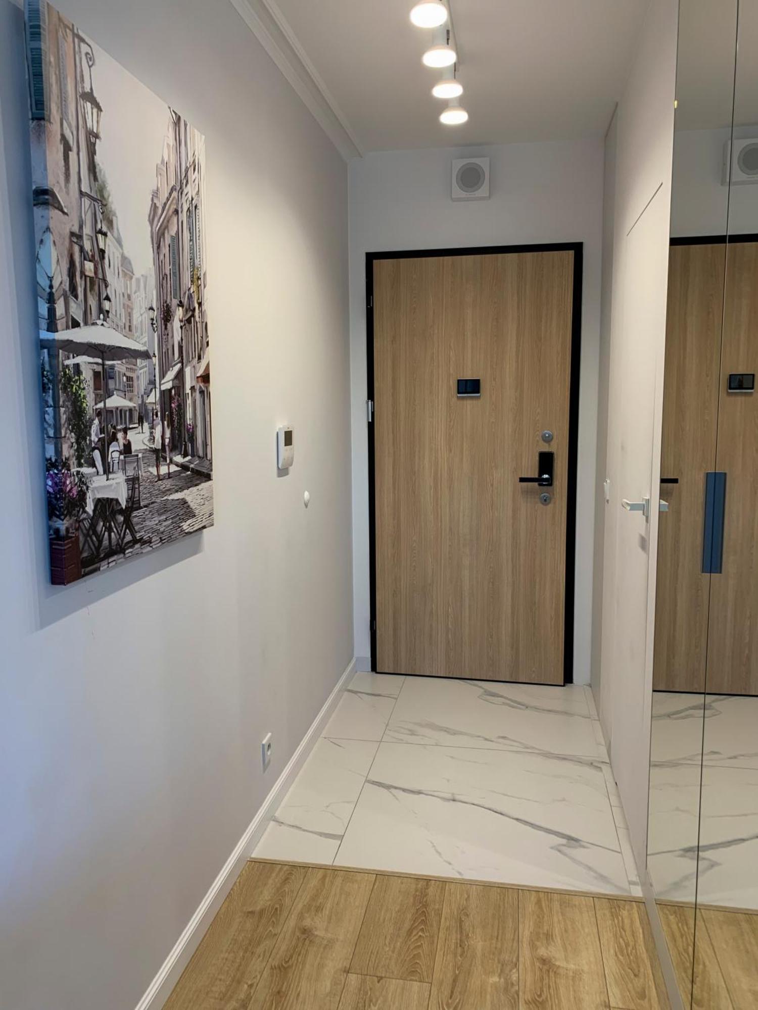 Warsaw Home Suites Экстерьер фото